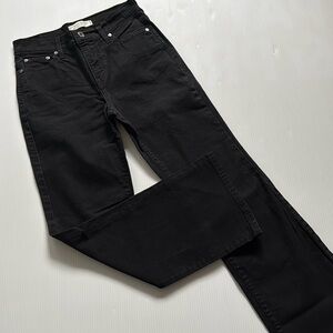 Levi's Perfectly slimming, Black Boot Cut 512 Jeans. Women’s Size 8